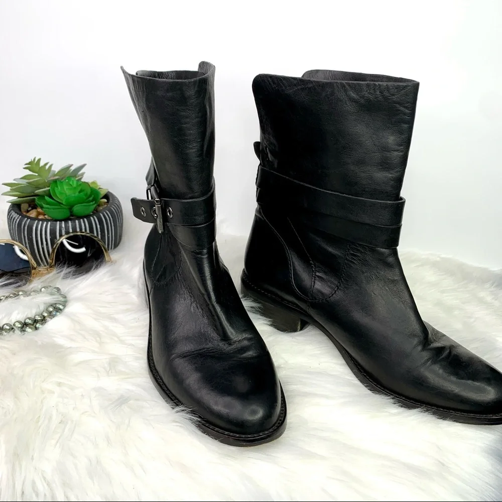 COACH Downtown Chic Luxury Minimalist Black Leather Jesika Moto Boot, 9B